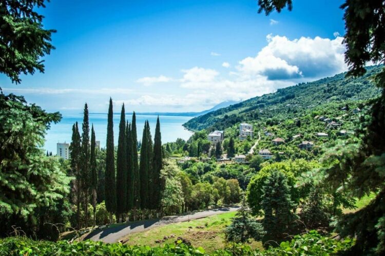 новость 22-09-2022 Спрос на Абхазию у российских туристов в конце сезона вырос