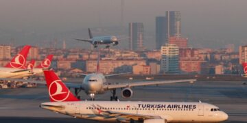 новость 21-10-2022 Стоимость зарубежных поездок в России стабилизировалась