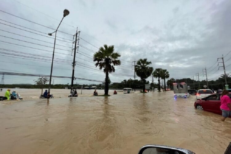 новость 17-10-2022 Тайский остров Пхукет затопило. Что сейчас происходит на курорте?