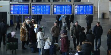 новость 21-11-2022 Авиакомпании РФ потеряли на международных маршрутах 1,7 миллиона пассажиров