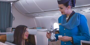 новость 16-11-2022 Oman Air начнет выполнять прямые авиарейсы из РФ
