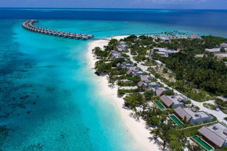 новость 30-11-2022 Есть ли места в отелях Мальдивских островов на новогодние даты