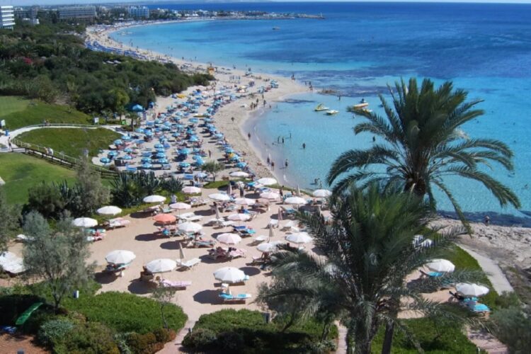 новость 09-12-2022 Кипр массово отказывает россиянам в выдаче виз