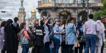новость 20-12-2022 Число туристических прибытий в Санкт-Петербург по результатам года превысит 8 ми