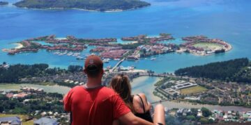 новость 10-02-2023 Россия вновь лидирует по прибытиям на Сейшельские острова