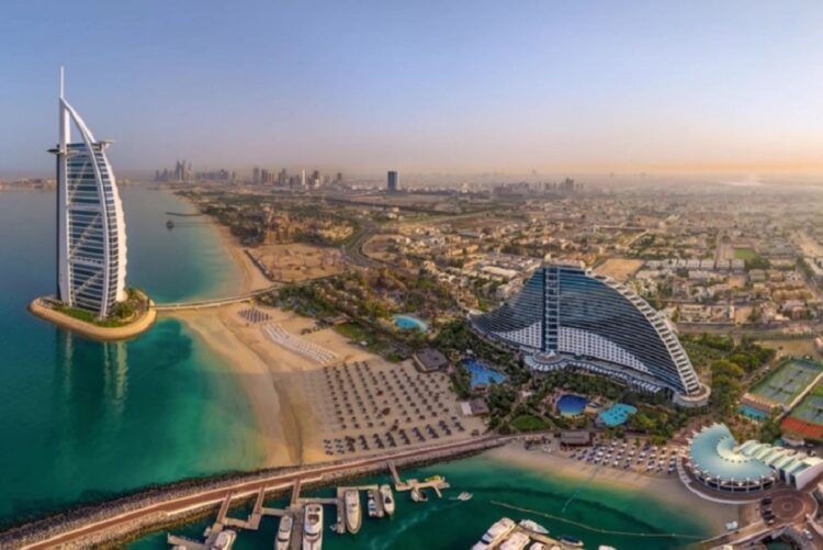 новость 17-02-2023 Отдых в Эмиратах подорожал в полтора раза