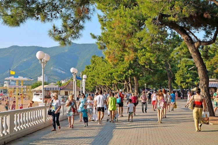 новость 11-03-2023 Анапа и Геленджик лидируют по продажам среди внутренних направлений