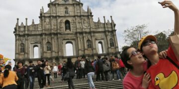 новость 23-03-2023 Надежды европейского туррынка на китайских туристов не оправдались