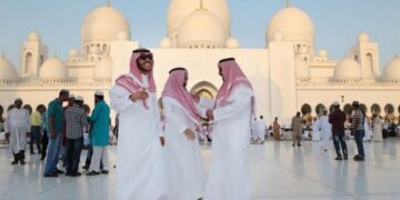 новость 16-03-2023 Саудовская Аравия ждет 100 миллионов туристов