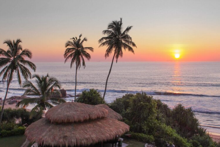 новость 21-03-2023 Шри-Ланка планирует принять около 280 000 российских туристов