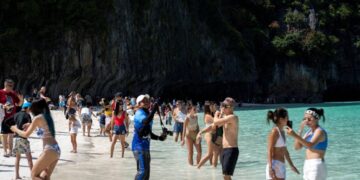 новость 04-03-2023 Россия в январе снова лидирует по турпотоку в Таиланд