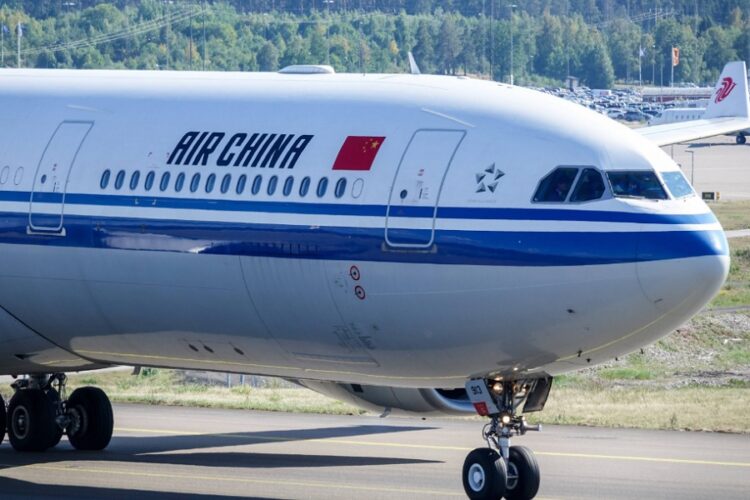 новость 06-03-2023 Перевозчики КНР продолжают наращивать объемы авиаперевозки в РФ