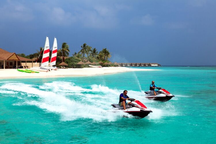 новость 21-04-2023 Большинство туристов прибыло на Мальдивские острова из РФ