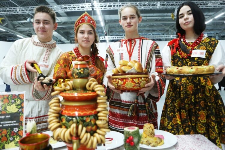 новость 04-04-2023 Спрос на гастрономический туризм в России вырос