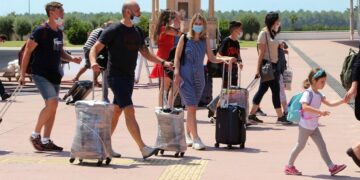 новость 11-04-2023 Самые востребованные у россиян направления в апреле