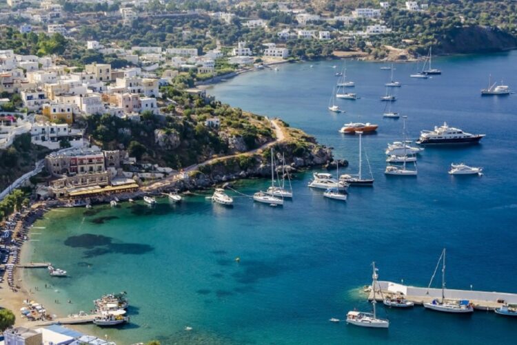 новость 27-04-2023 Туристические операторы повезут туристов в Грецию без пересадок