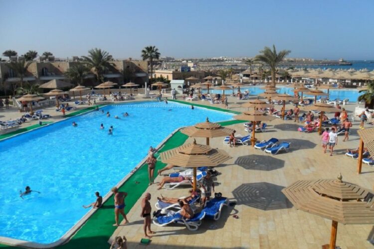 новость 24-04-2023 Заполняемость отелей Хургады достигла 100%