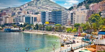 новость 25-04-2023 Албания отменила безвизовый режим для россиян