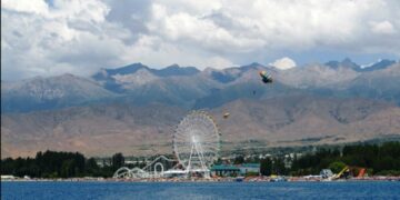 новость 01-05-2023 В этом летнем сезоне будет больше рейсов на Иссык-Куль