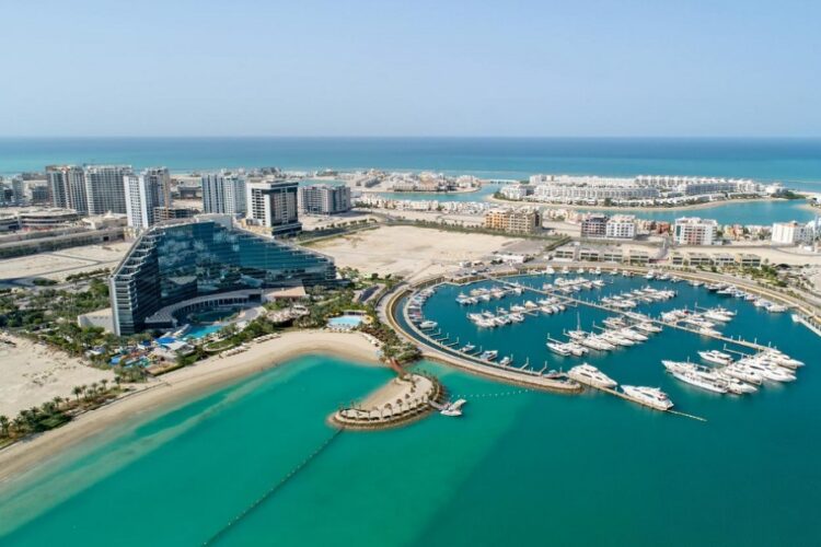 новость 01-05-2023 Спрос на пляжный отдых в Бахрейн вырос в шесть раз