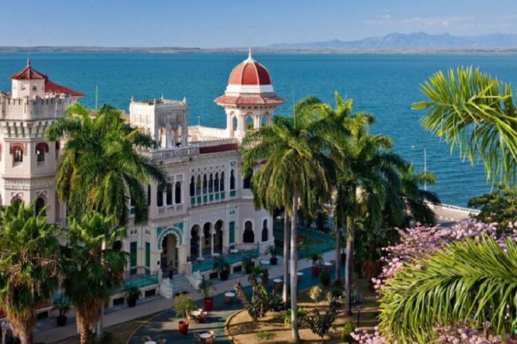 новость 24-05-2023 Стартовали бронирования новогоднего отдыха на Кубе