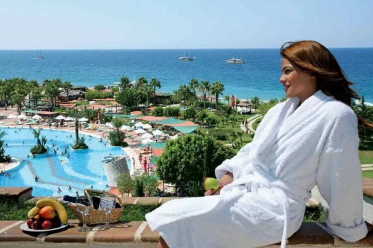 новость 26-05-2023 Российские туристы не спешат приобретать туры в Турцию