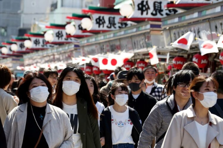 новость 01-05-2023 Япония раньше запланированного отменила ограничения по коронавирусу