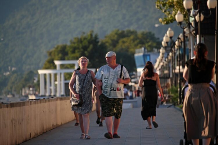 новость 16-05-2023 Российские туристы стали чаще покупать туры в Абхазию