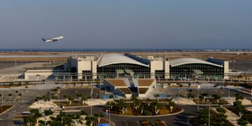 новость 04-05-2023 Туроператоры заявили о запуске полетной программы на Кипр