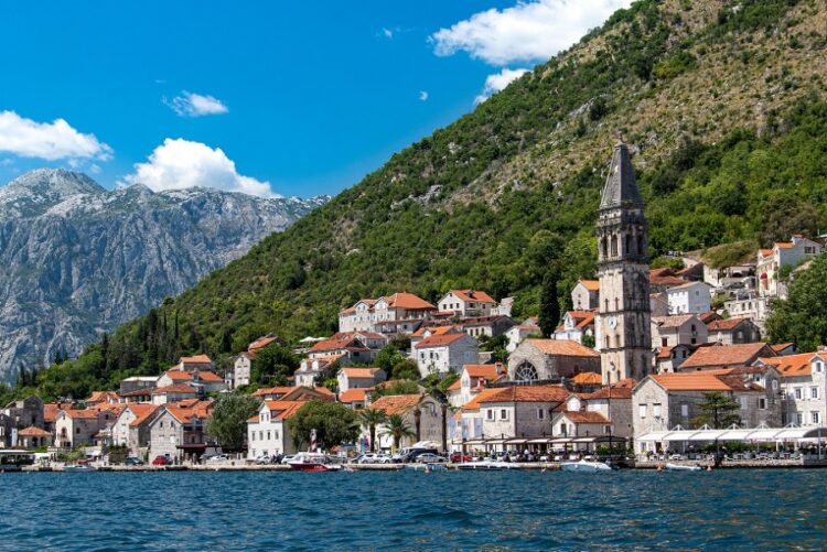 новость 25-05-2023 Подробности рейсов Jazeera Airways в Черногорию