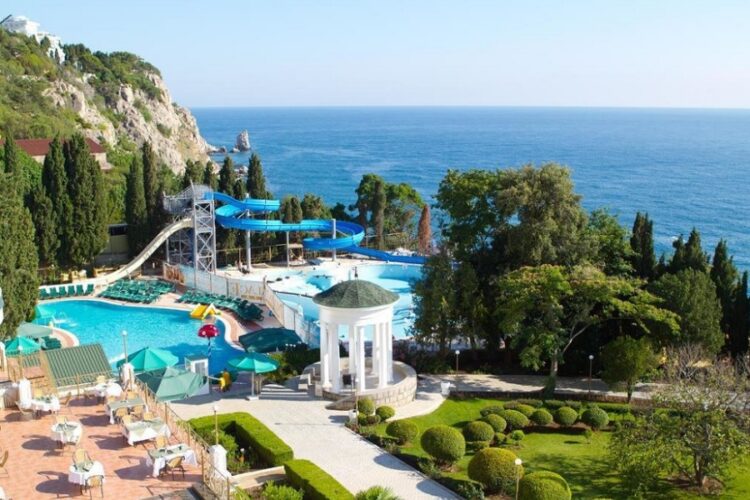 новость 28-05-2023 Отели Крыма снижают цены