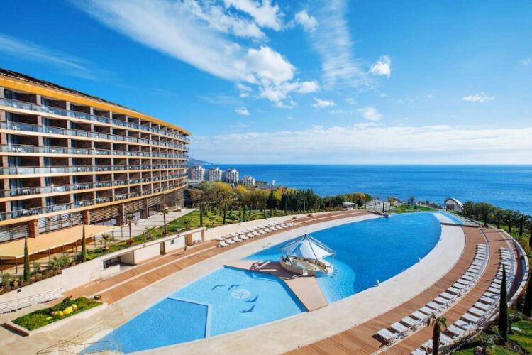 новость 03-06-2023 Этот летний сезон будет худшим для отельеров Крыма