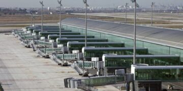 новость 05-06-2023 Туристические операторы рассказали о вариантах перелета в Испанию