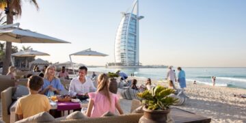 новость 03-06-2023 Стоимость отелей ОАЭ снизилась на 40%