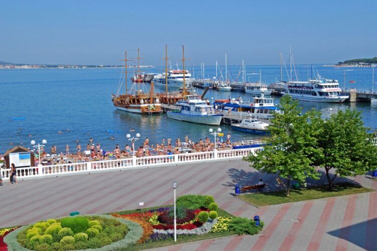 новость 01-06-2023 Продажи туров в Краснодарский край выросли на треть