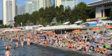 новость 26-06-2023 На российских курортах становится теплее, их популярность растет
