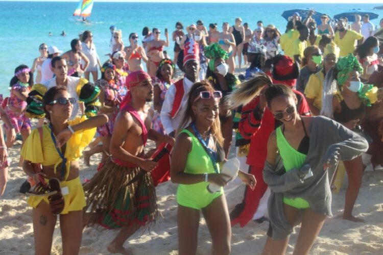 новость 22-07-2023 По результатам первого полугодия Россия в ТОП-5 по турпотоку на Кубу