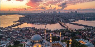 новость 21-07-2023 Стамбулу предрекают мощное землетрясение