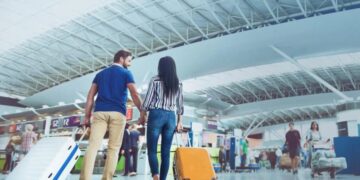 новость 22-07-2023 Спрос россиян на стыковочные рейсы через Кувейт вырос