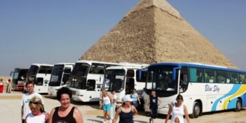 новость 17-07-2023 Курорты Египта заполонили толпы отдыхающих