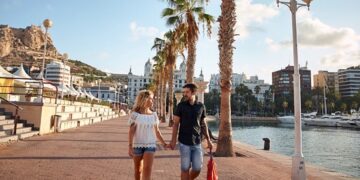 новость 04-08-2023 Российский турпоток в Испанию демонстрирует рост