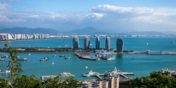 новость 07-08-2023 курорты Саньи еще не готовы к наплыву россиян