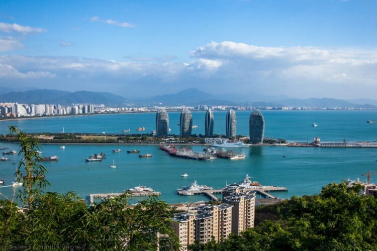 новость 07-08-2023 курорты Саньи еще не готовы к наплыву россиян