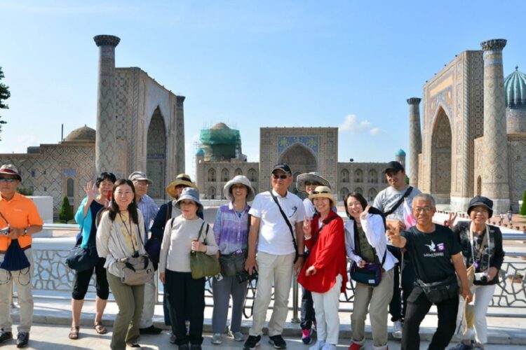 новость 08-08-2023 Объемы авиаперевозки в Узбекистан выросли на 115%