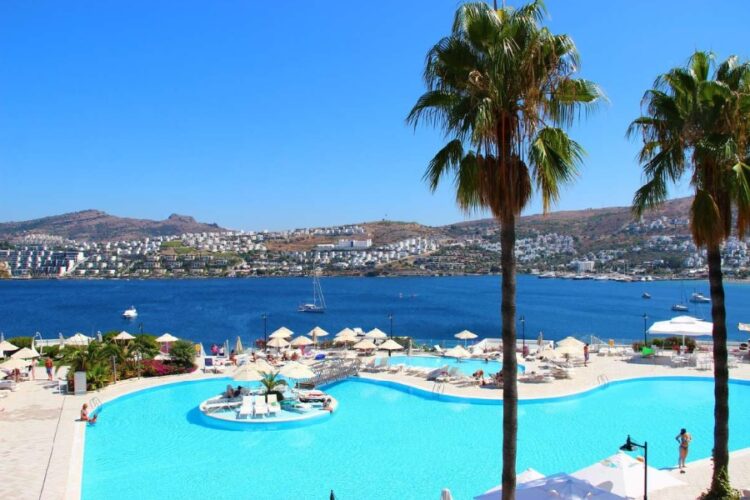 новость 27-08-2023 Отдохнуть в Турции можно за 60 000 рублей