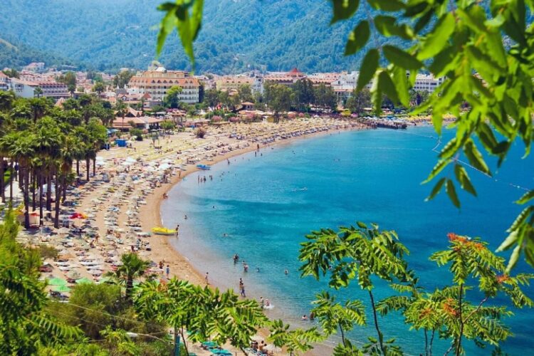 новость 07-08-2023 Куда в августе отправятся отдыхать российские туристы