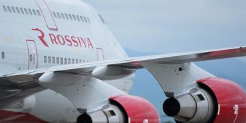 новость 11-09-2023 Авиаперевозчики РФ в этом году перевезут около 100 миллионов пассажиров