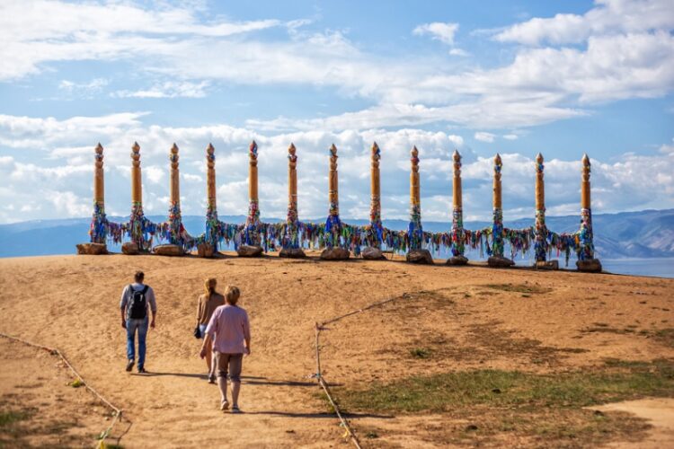 новость 15-09-2023 РФ хочет отменить туристические визы странам, где много вип-туристов