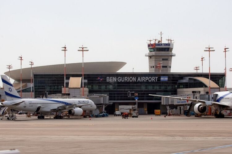 новость 10-10-2023 Стоимость ближайшего прямого авиарейса из Израиля - 138 тысяч рублей. Что происходит с билетами?