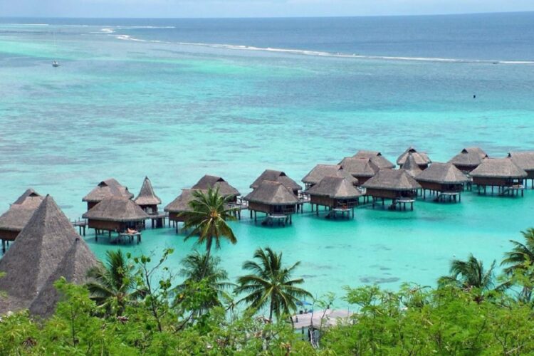 новость 06-10-2023 Летом Индонезию посетили более 30 000 российских туристов